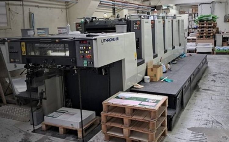 Komori L 528 72 x 52 cm