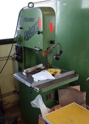 Mossner SM 420 Year of construction Vertical metal band saw machine Semi Automatic