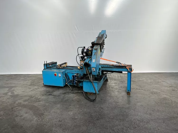 DoAll C-916SA Band Saw Semi Automatic