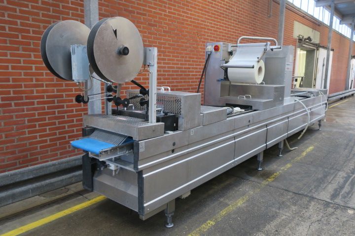 Multivac R270 CD Thermoforming Machine