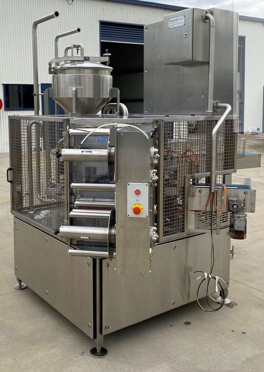 Makum SPR230 ROTARY TWIN HEAD PISTON FILLER & SEALER