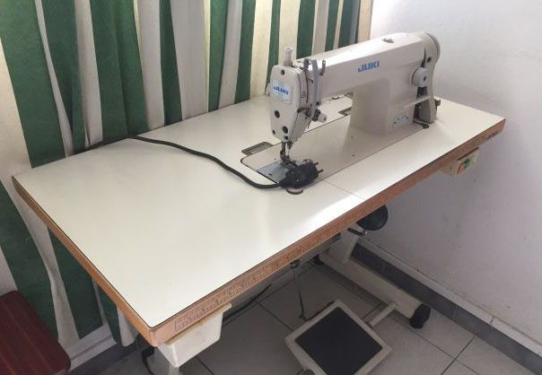 Juki DDL 8500 Sewing machines