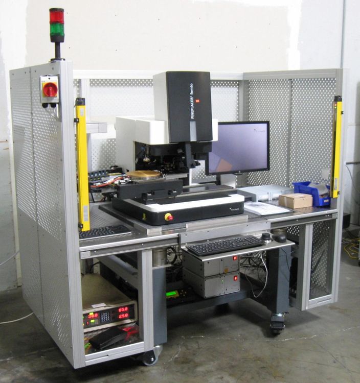 Finetech Fineplacer femto Automated Flip Chip Die Bonder