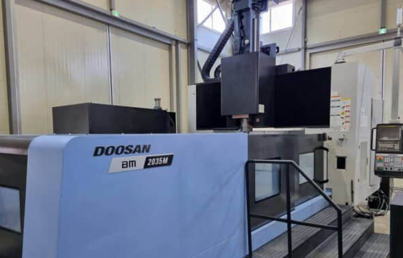 Doosan BM-2035M 3 Axis
