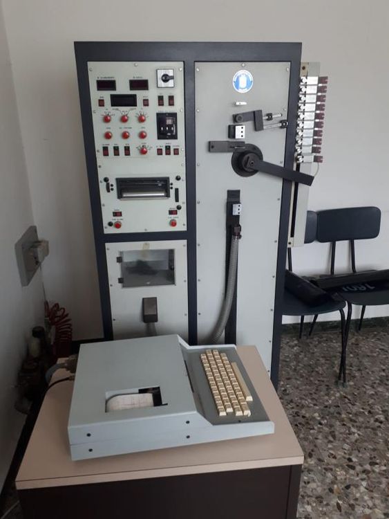 Calderara & Bossi Yarn Strength Tester