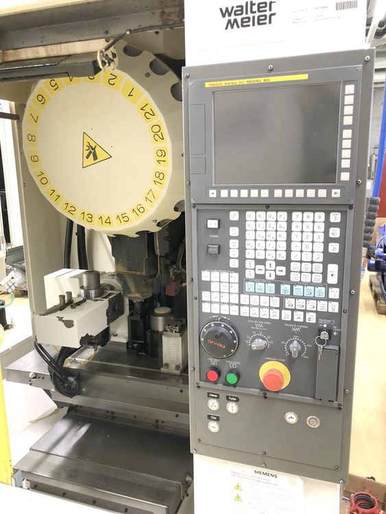 Fanuc a-D21MiA5 5-Axis