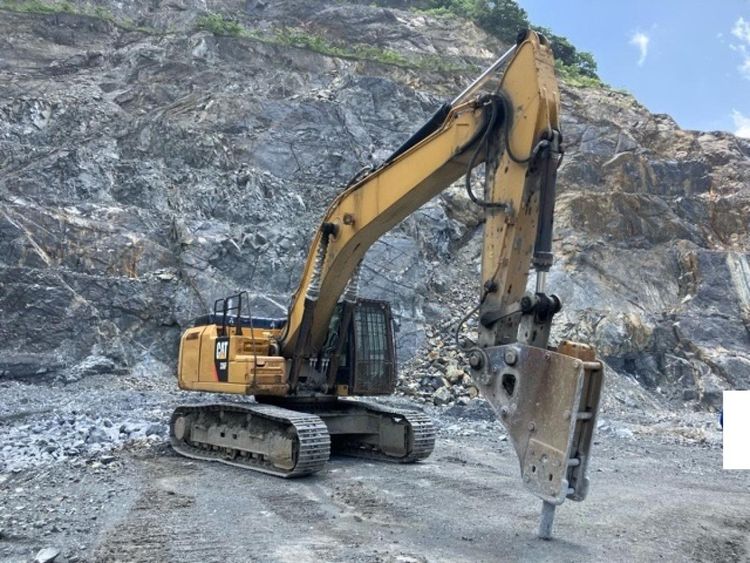 CAT 336F Tracked Excavator