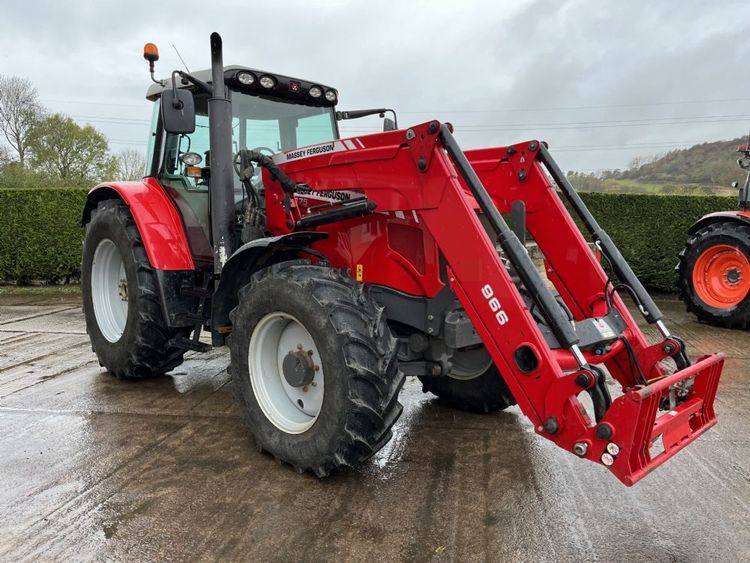 Massey Ferguson 5475 Tractor