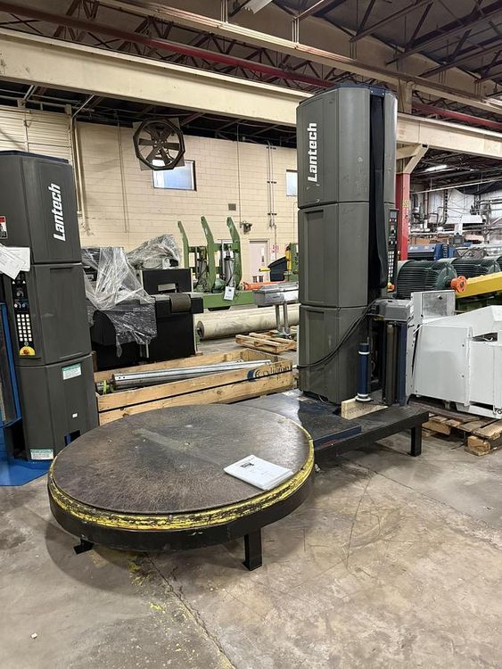 Lantech Pallet Wrapper