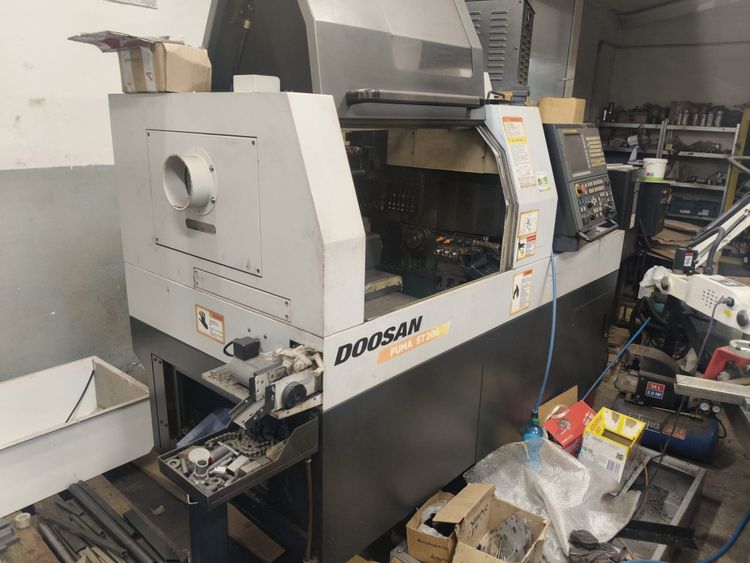 Doosan FANUC 31i-MODEL A Variable Speed PUMA ST20G - 2 Axis