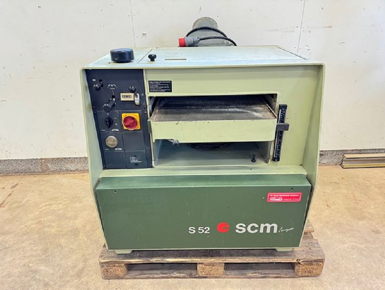 SCM S52