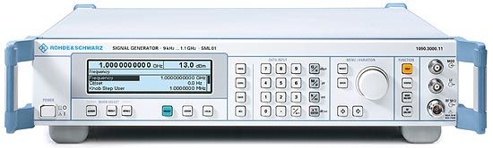 Rohde & Schwarz SML01 Synthesised Signal Generator