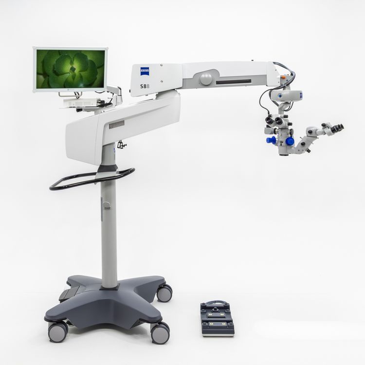 ZEISS OPMI Lumera T S88 Surgical Microscope