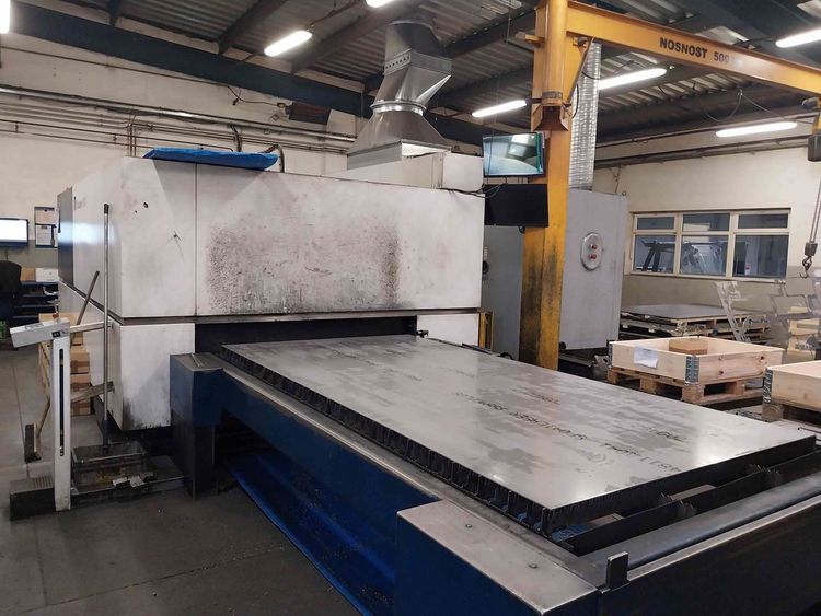 Trumpf TruLaser 5030 L68 CNC CONTROL