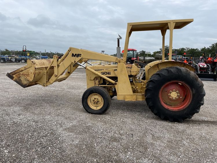 Massey Ferguson Mf E Tractor