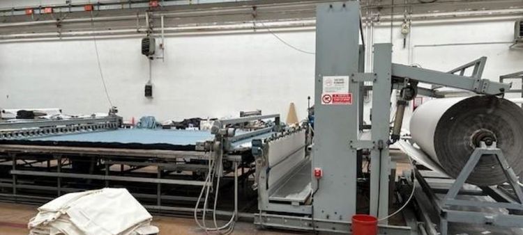 FK Cutting bench with spreader and table