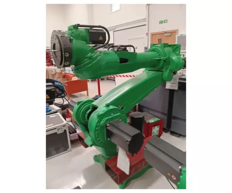 Comau SMART-5 NJ4 220-2.7 6 Axis 220 kg