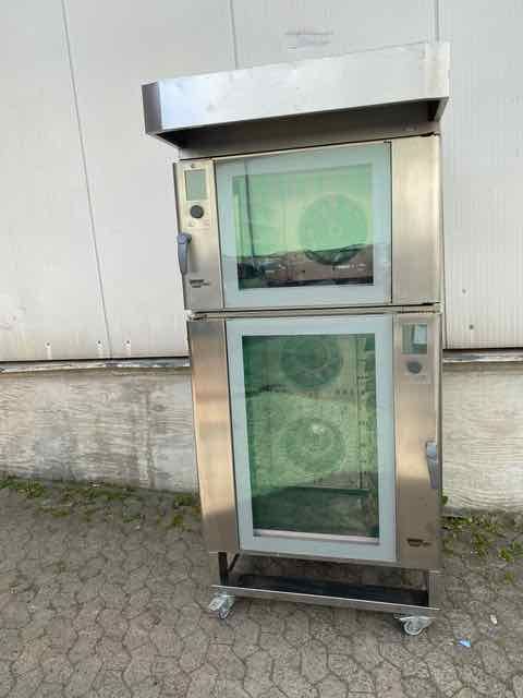 Wiesheu B4-E2 and B8-E2 shop oven