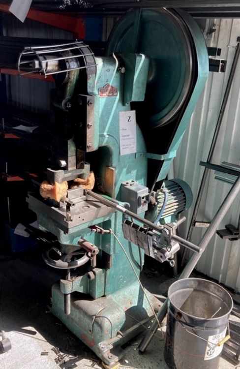 ECCENTRIC PRESS 10 TON