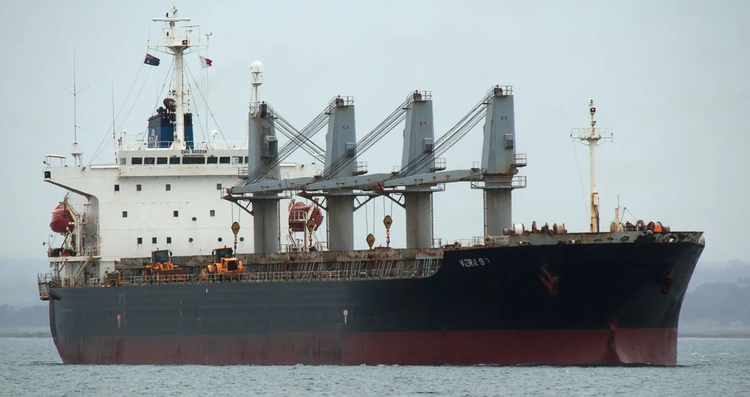 Mitsui ERA S ABT 47000 DWT ON 11.62 M DRAFT
