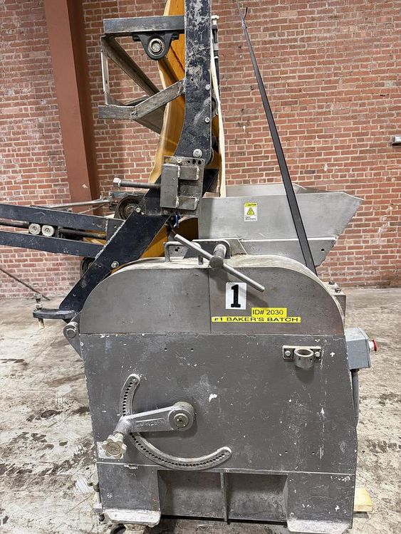 APV 390 ROTARY MOULDER