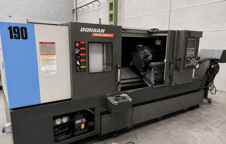 Doosan FANUC i Series 3,500 rpm PUMA 2600LM 2 Axis