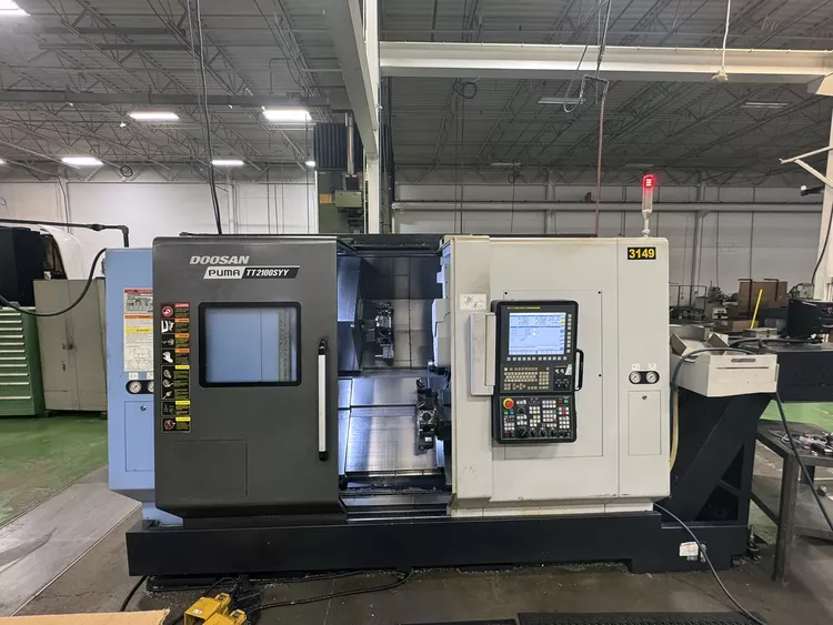 Doosan Fanuc 5000 rpm Puma TT2100SYY 3 Axis