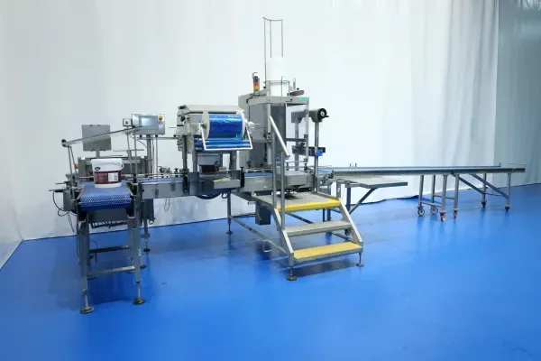 Van Rijn  Bucket sealing and lid closing machine