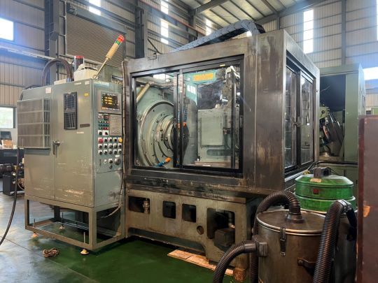 Gleason NO.106 (NC-TYPE) Variable Speed NC Hypoid Gear Generator