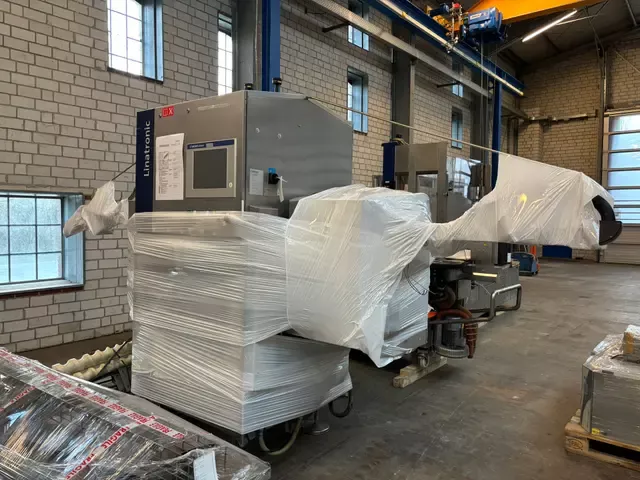 Krones Linatronic 735 M2 Empty Bottle Inspector