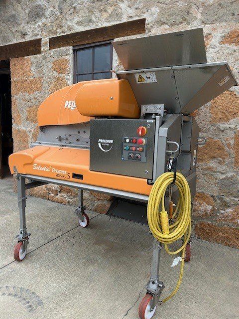 Pellenc Selectiv Destemmer