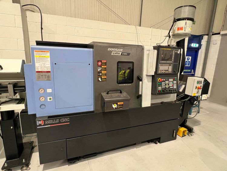 Doosan FANUC i Series 3500rpm Lynx 2100LC 2 Axis