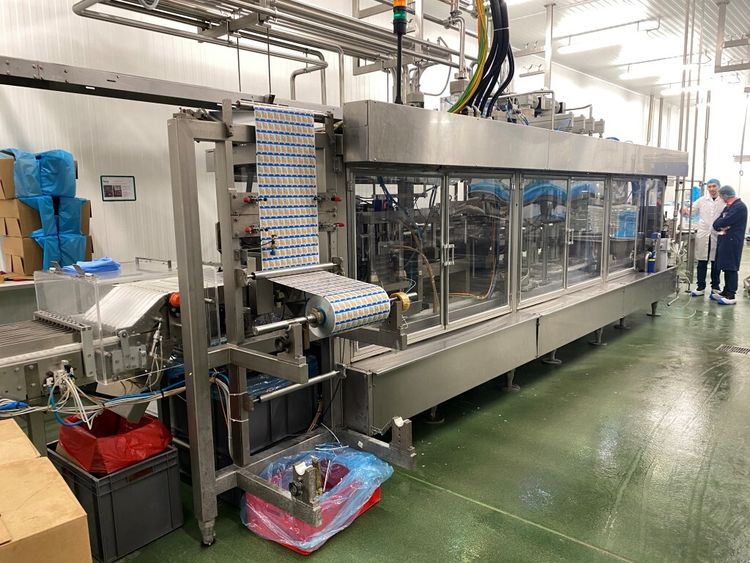 Benco pack Minipack 40.40, Full automatic form fill seal and packaging line