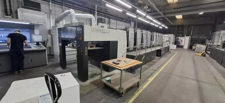 Komori GL 837-8 P - A 640 x 940