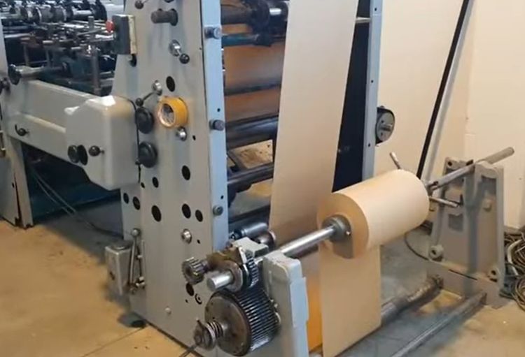 Holweg type Royal paper bag machine