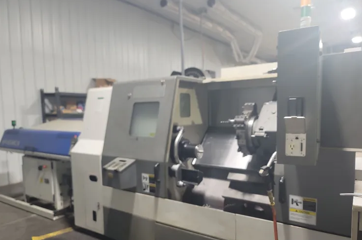 Samsung Fanuc OiTD CNC 2,500 rpm SL-30C/1000 CNC Turning Center 2 Axis