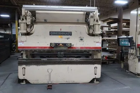 Cincinnati 90PF-8 90 tons