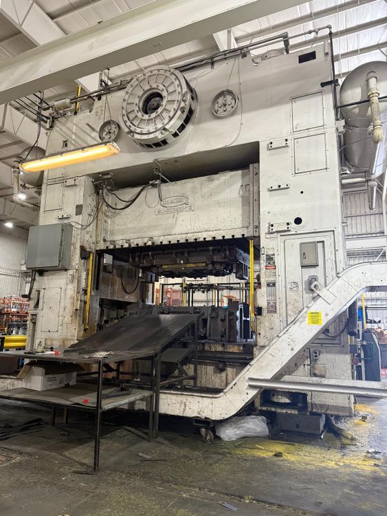 Danly S4 600 108 - 72 600 Ton