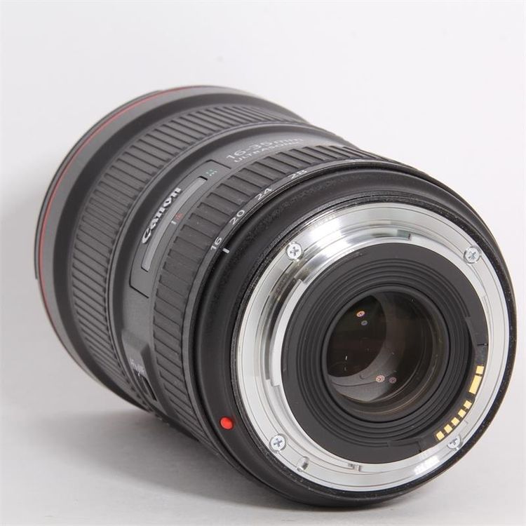 Canon 16-35mm f/2.8L USM III Lens