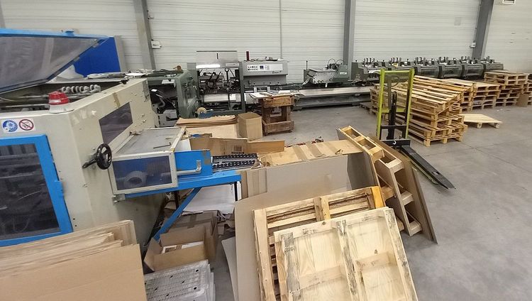 MULLER MARTINI BRAVO Saddle stitcher