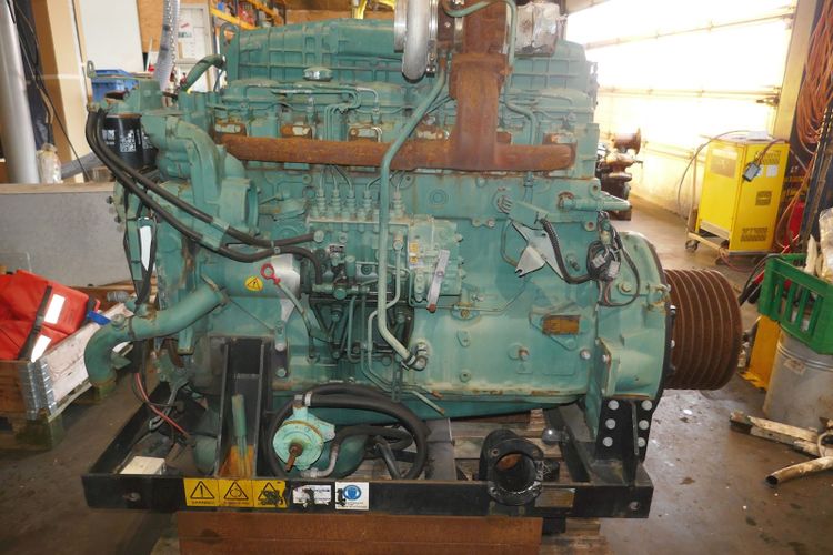 Volvo Penta TWD1031VE HP: 320