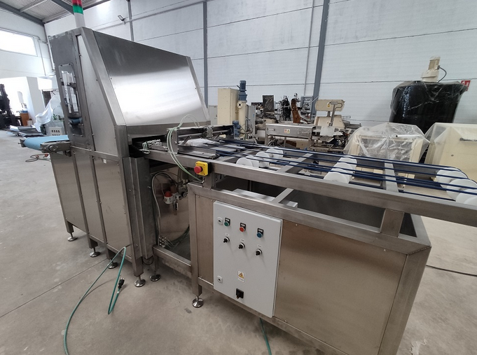 Confimac Wafer balls cutting machine