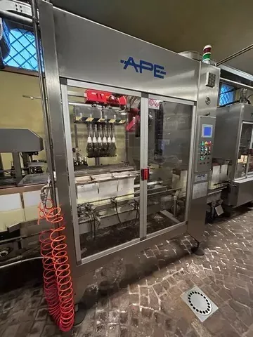 APE Inca 2000, Case Packer
