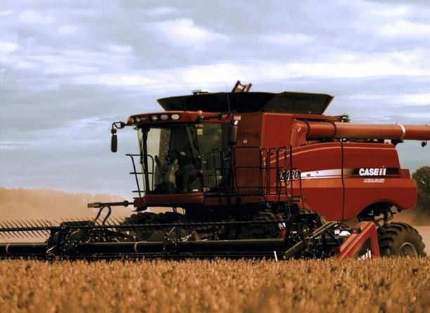 Case 8120 Combine