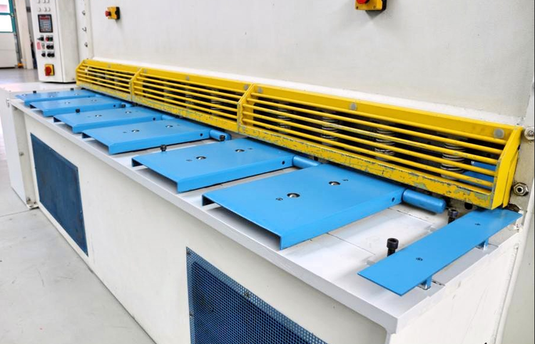 EHT ECOCUT 10-31 Hydraulic Plate Shear