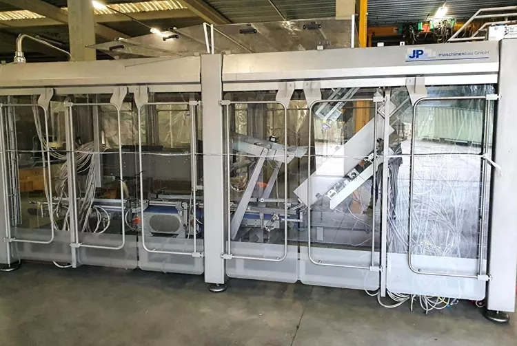 J+P KVKF 400, Casepacker
