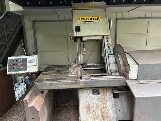 Hypertherm V-18 Vertical Bandsaw CNC CONTROL