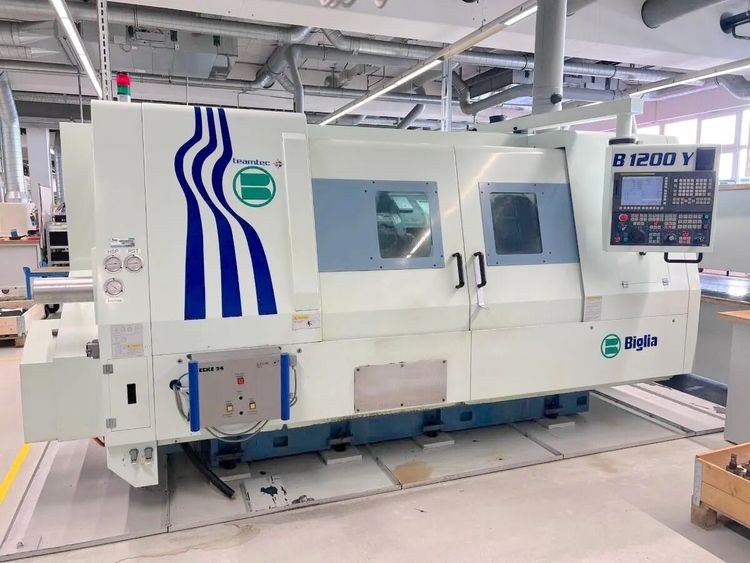 Biglia Fanuc 18i-TB control 2800 rpm B1200Y 2 Axis