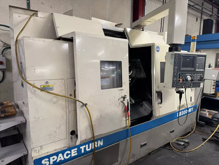 Okuma Control OSP-U100-L 4500 rpm LB300-MY Space Turn 2 Axis