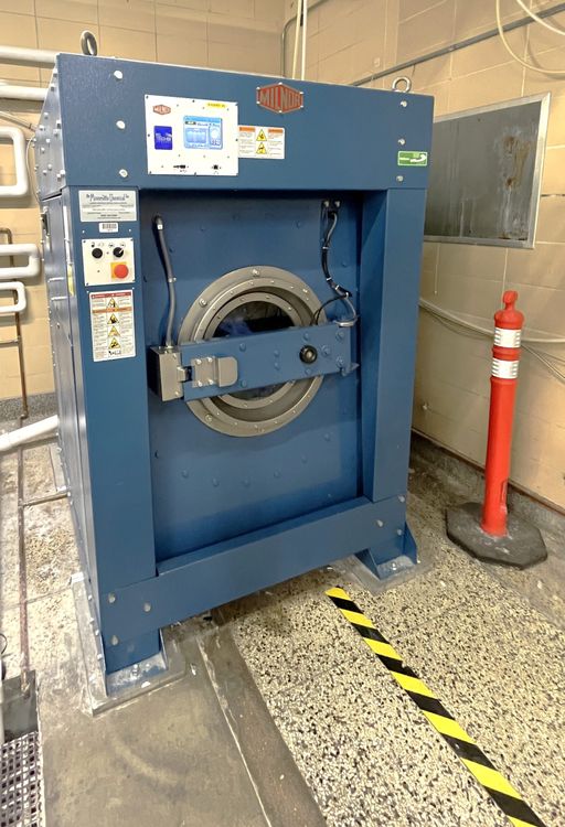 Milnor 36026X8R Open Pocket Washer Extractor